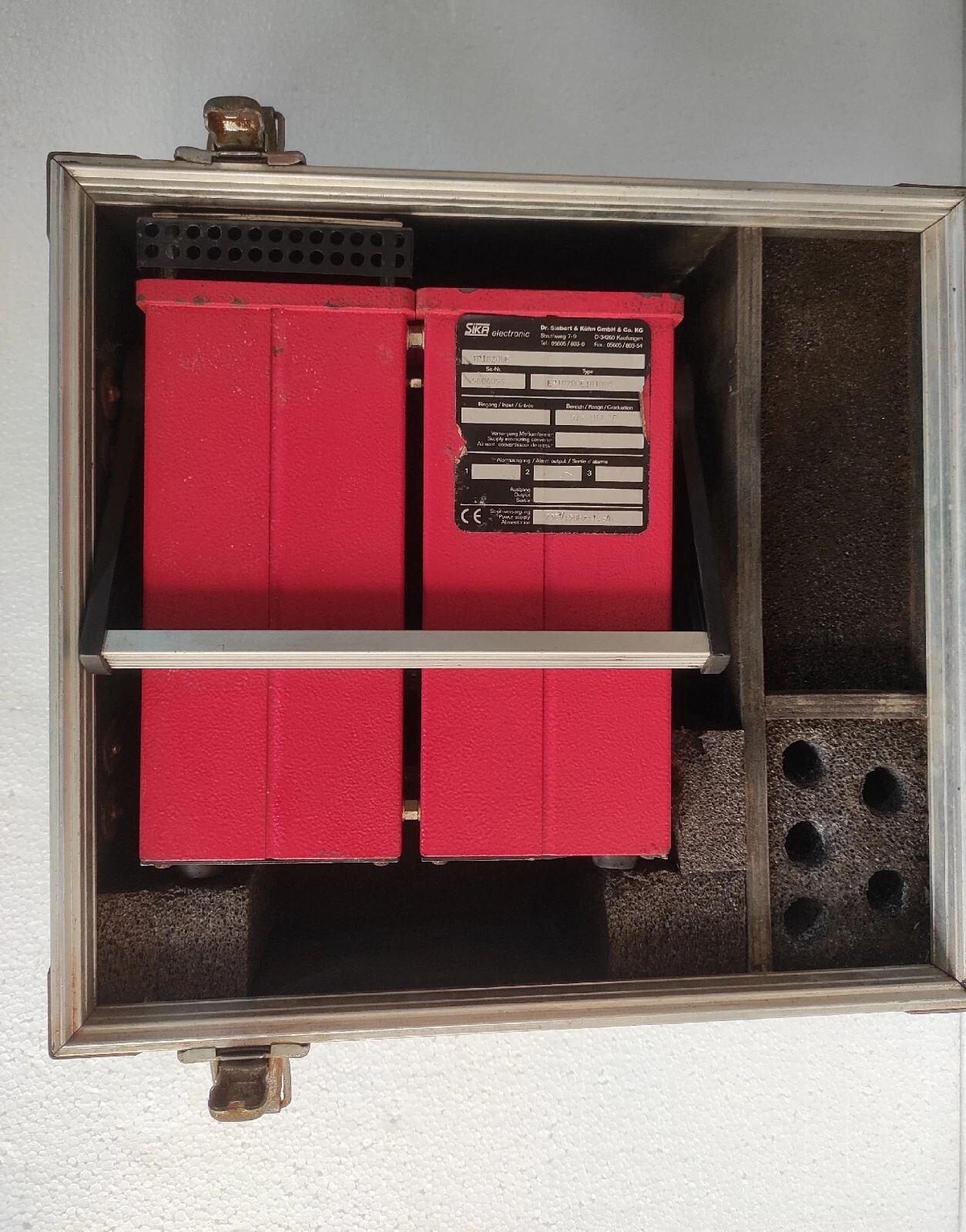 admin/uploads/uploads/Sika tp18200e Temperature Calibrator Dry Block Calibrator_10.webp